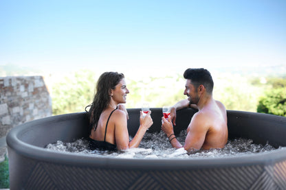 **MSpa Mono Eco Whirlpool 8 Personen 192×192×65 cm | 144 Düsen, PTC-Heizung, UVC+ Desinfektion, Anti-Frost, App-Steuerung**
