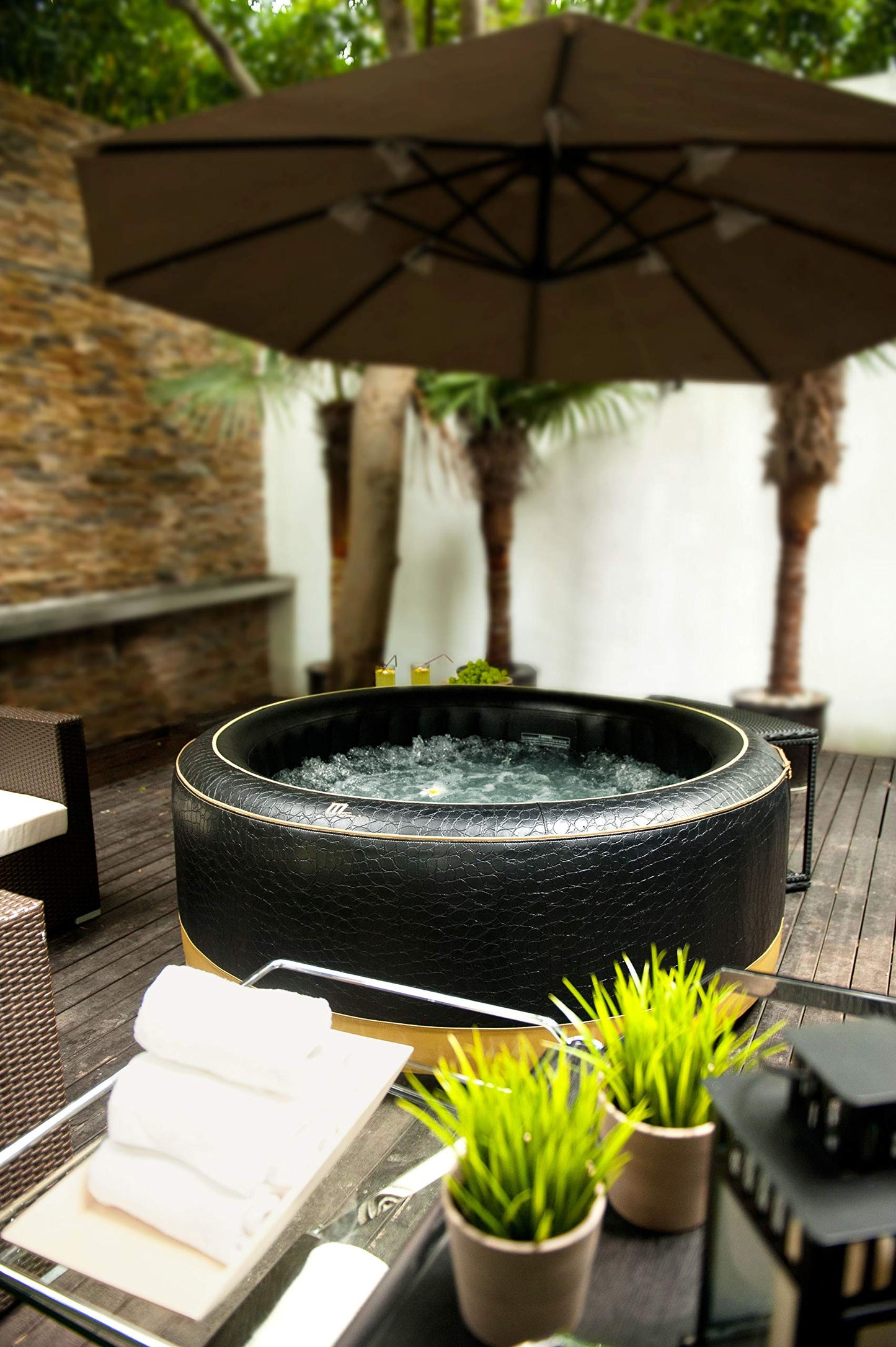 **MSPA Exotic Whirlpool 6 Personen 204×204×70 cm | 138 Düsen, PTC-Heizung bis 42°C, Ozon, aufblasbar, digitales Panel**