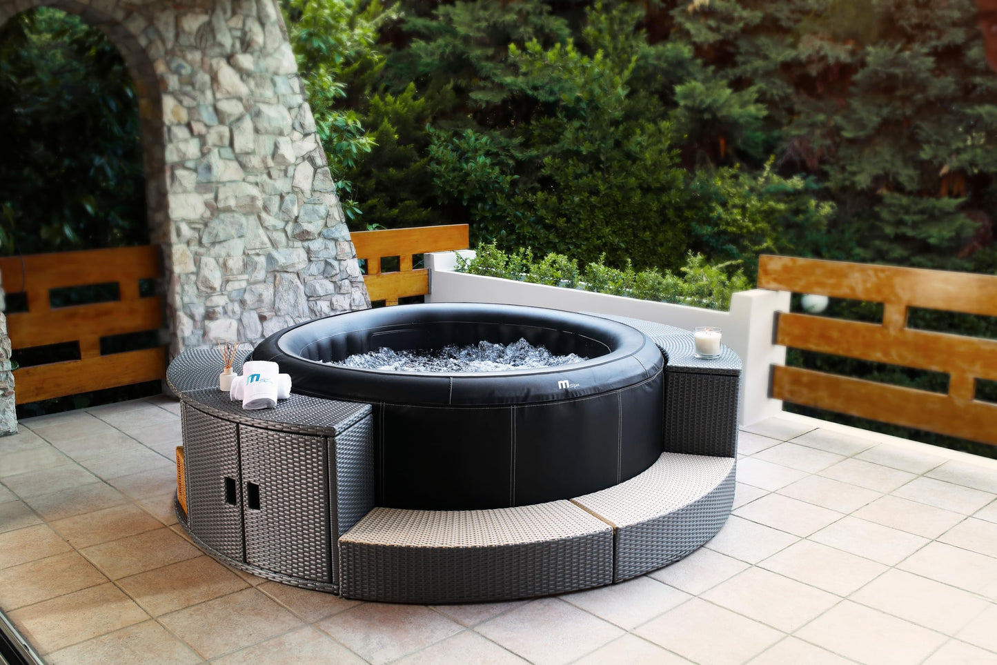 **MSPA Camaro Whirlpool 6 Personen 204×204×70 cm | 138 Düsen, PTC-Heizung, Ozon, aufblasbar, digitale Steuerung**